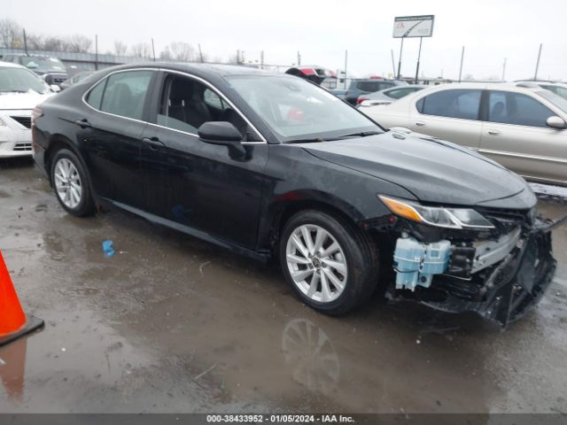 toyota camry 2022 4t1c11ak1nu652945