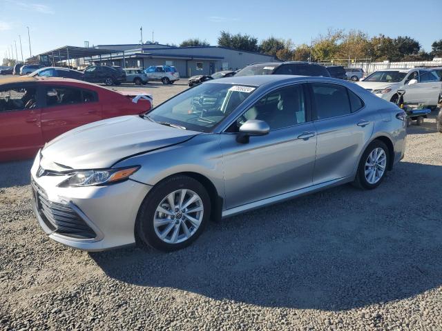 toyota camry le 2024 4t1c11ak1ru255886