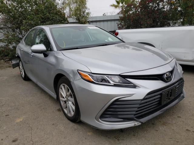 toyota camry le 2021 4t1c11ak2mu530416