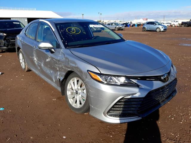 toyota camry le 2022 4t1c11ak3nu645415