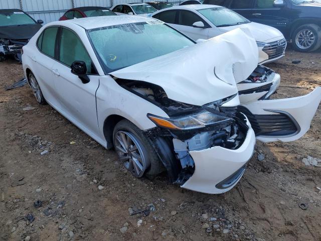 toyota camry le 2021 4t1c11ak4mu445884