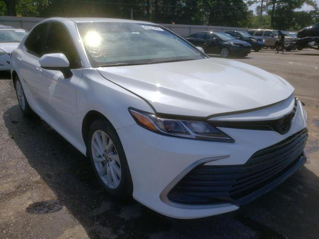 toyota camry le 2021 4t1c11ak5mu494334