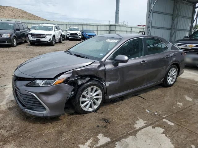 toyota camry le 2022 4t1c11ak5nu682238