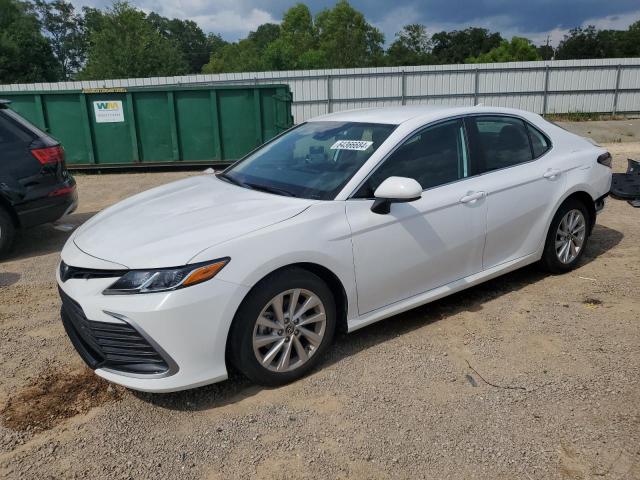 toyota camry le 2023 4t1c11ak5pu176346