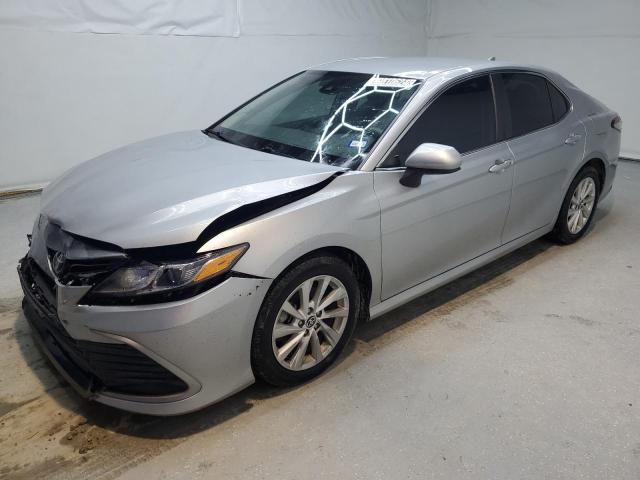 toyota camry le 2021 4t1c11ak6mu474013