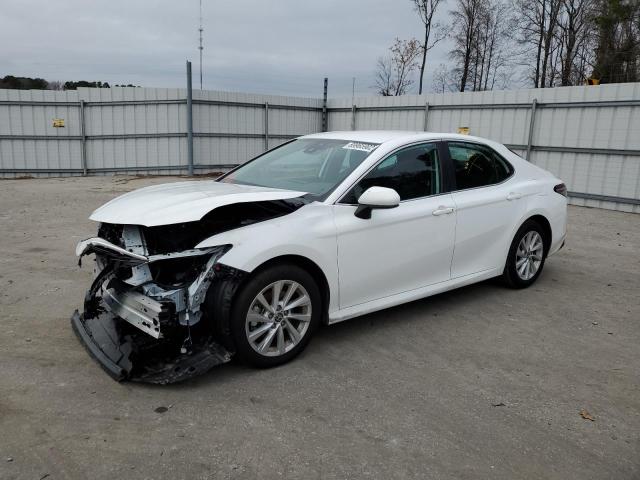 toyota camry le 2022 4t1c11ak6nu056181