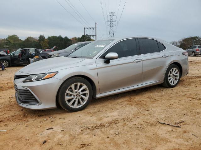 toyota camry le 2023 4t1c11ak6pu725360