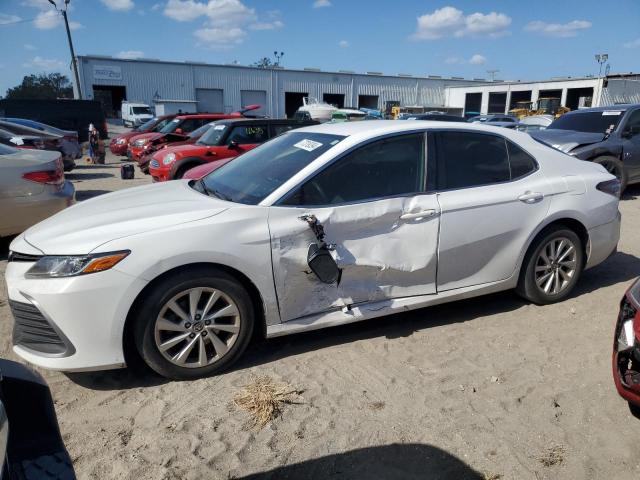 toyota camry le 2021 4t1c11ak7mu560124