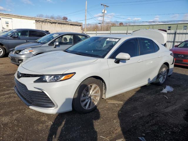 toyota camry le 2022 4t1c11ak7nu038868