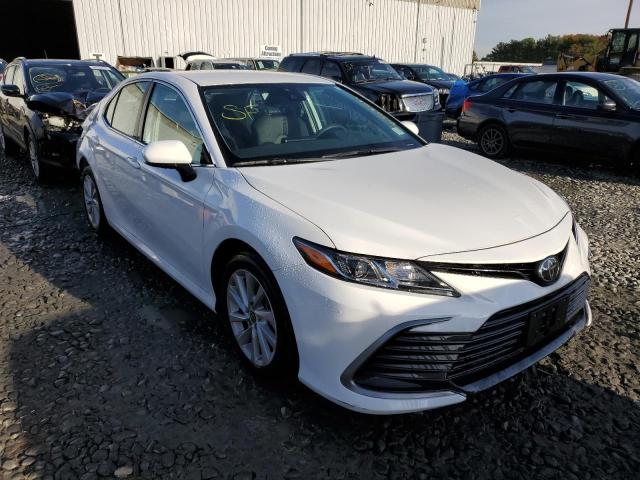 toyota camry le 2022 4t1c11ak7nu650665