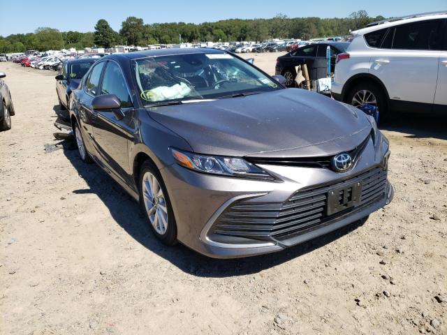 toyota camry le 2021 4t1c11ak8mu584593