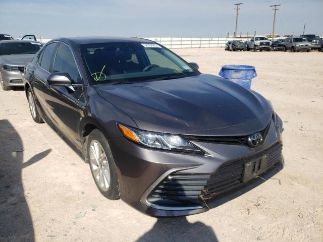 toyota camry le 2021 4t1c11ak8mu591950