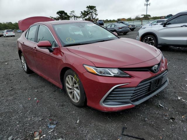 toyota camry le 2022 4t1c11akxnu672241