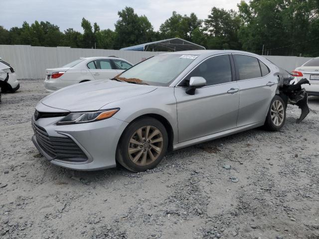 toyota camry le 2022 4t1c11akxnu701317