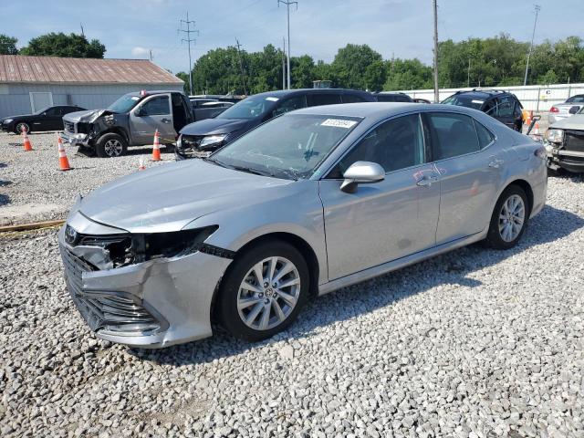 toyota camry le 2023 4t1c11akxpu093852