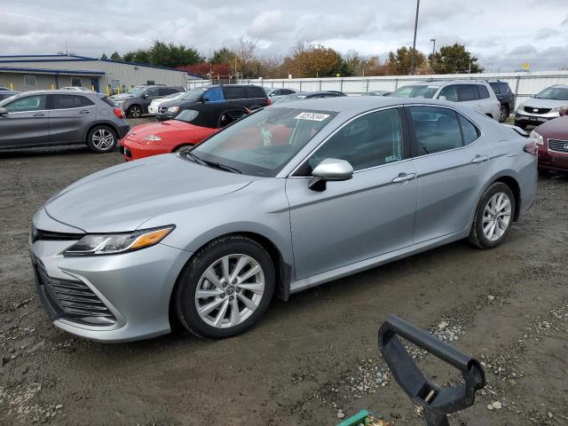 toyota camry le 2023 4t1c11akxpu168274