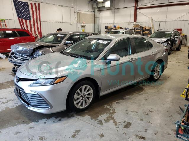 toyota camry le 2023 4t1c11bk2pu079295