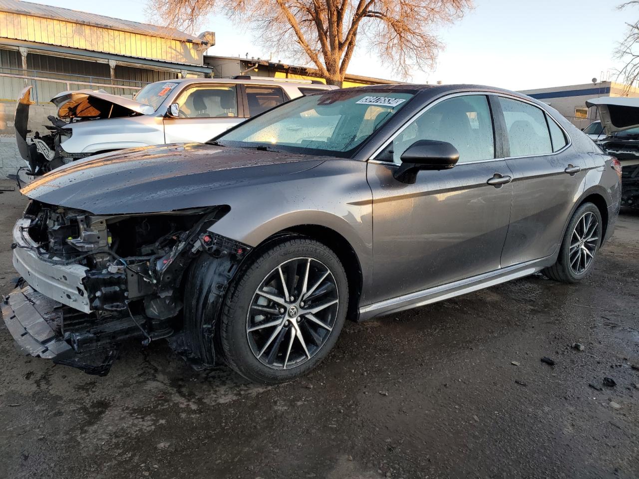 toyota camry 2022 4t1g11ak0nu629173