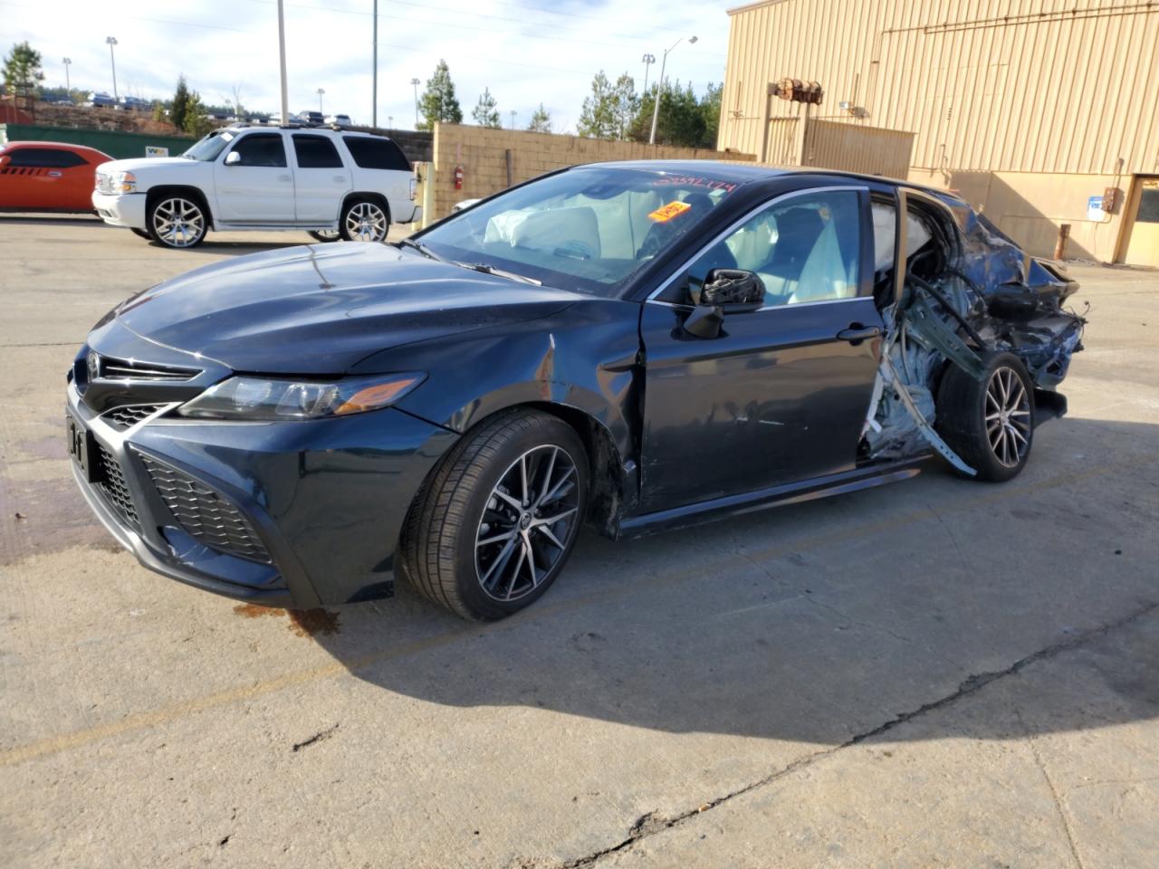 toyota camry 2021 4t1g11ak2mu443844