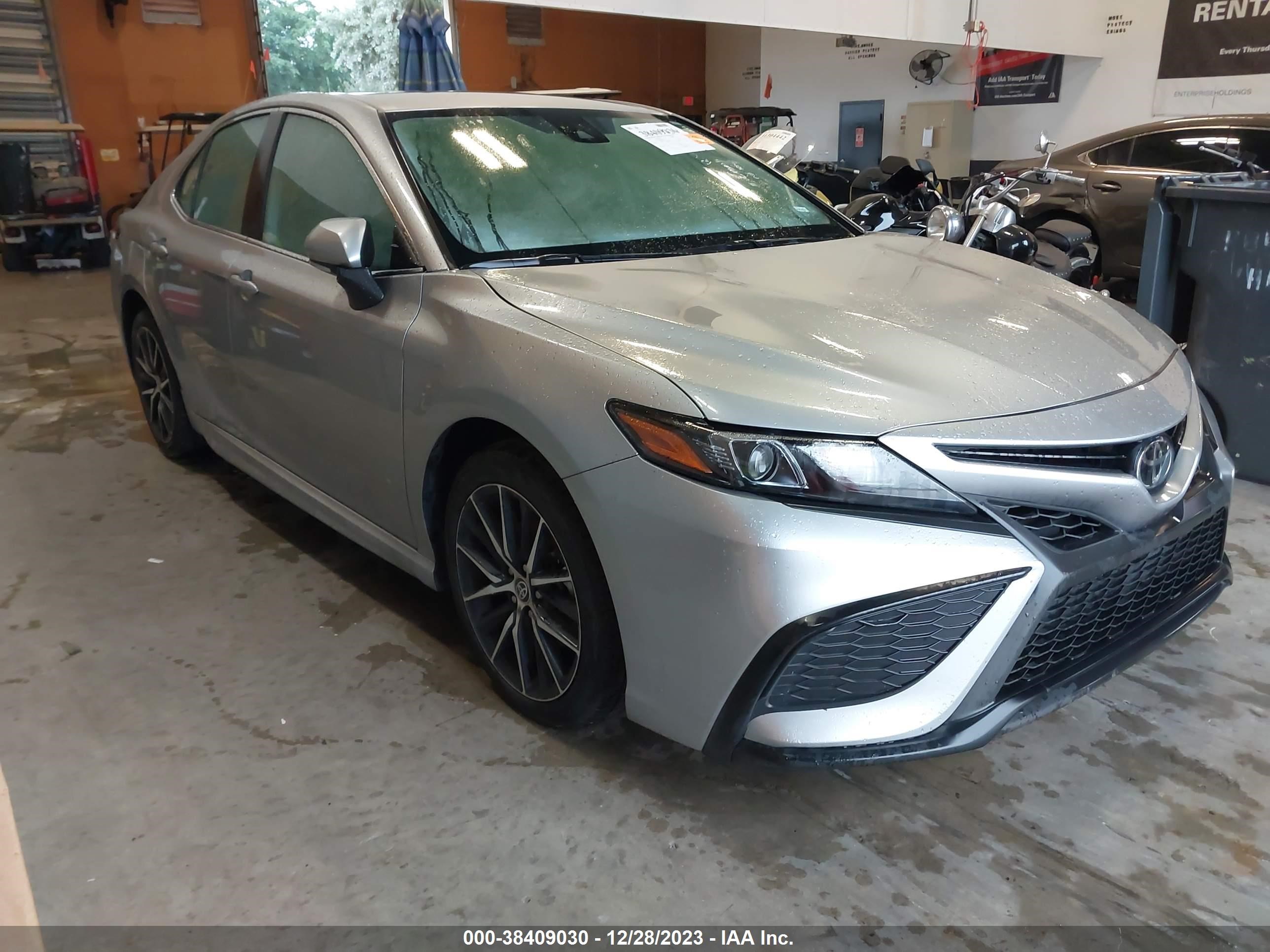 toyota camry 2022 4t1g11ak2nu695739