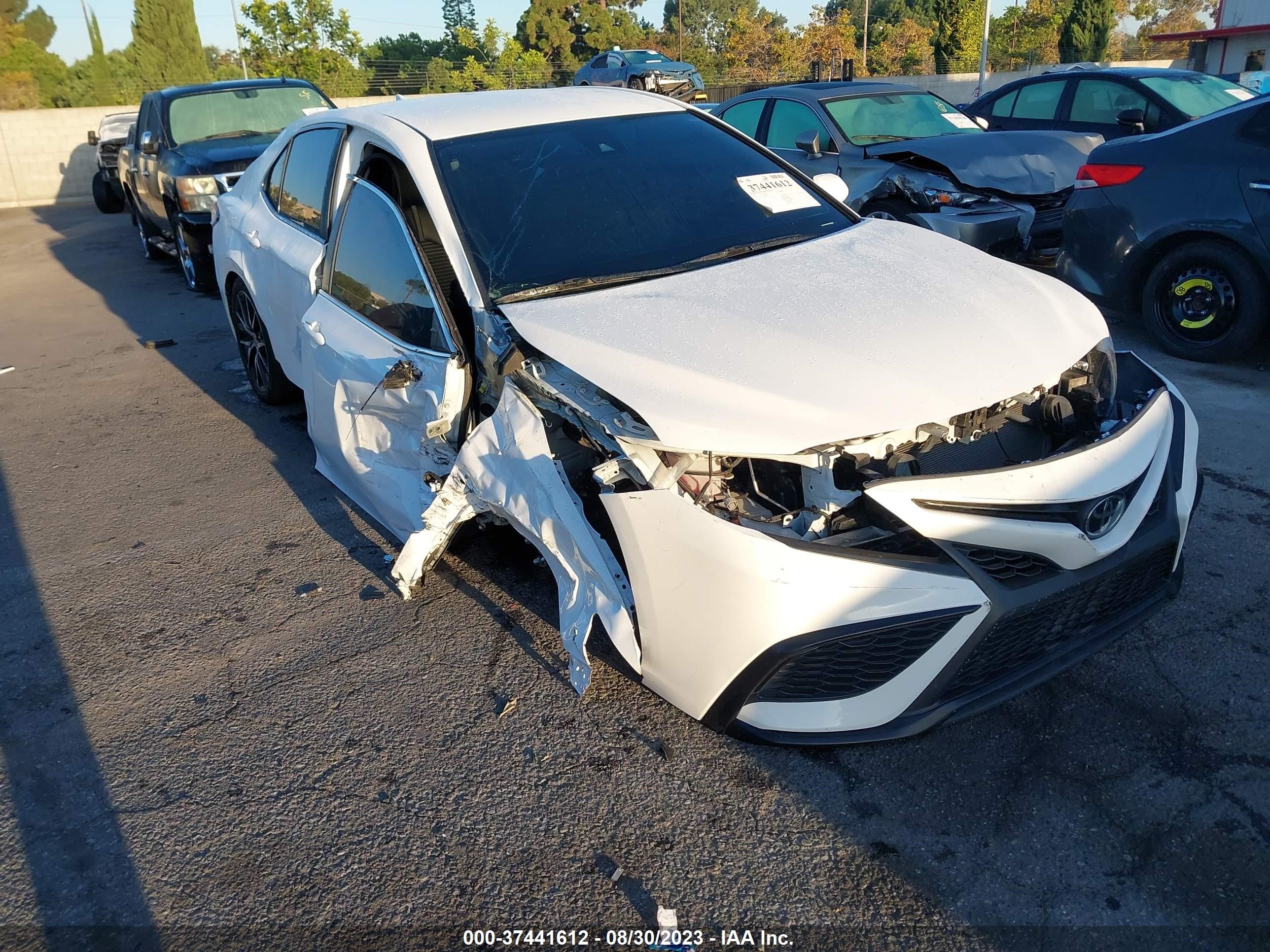 toyota camry 2022 4t1g11ak3nu630155