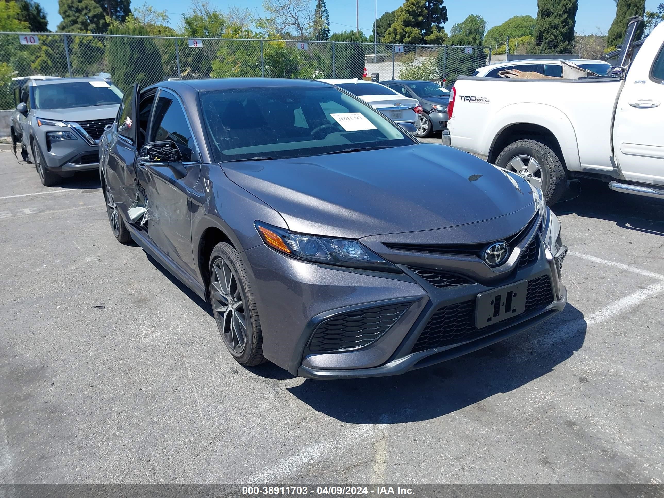 toyota camry 2024 4t1g11ak5ru234265