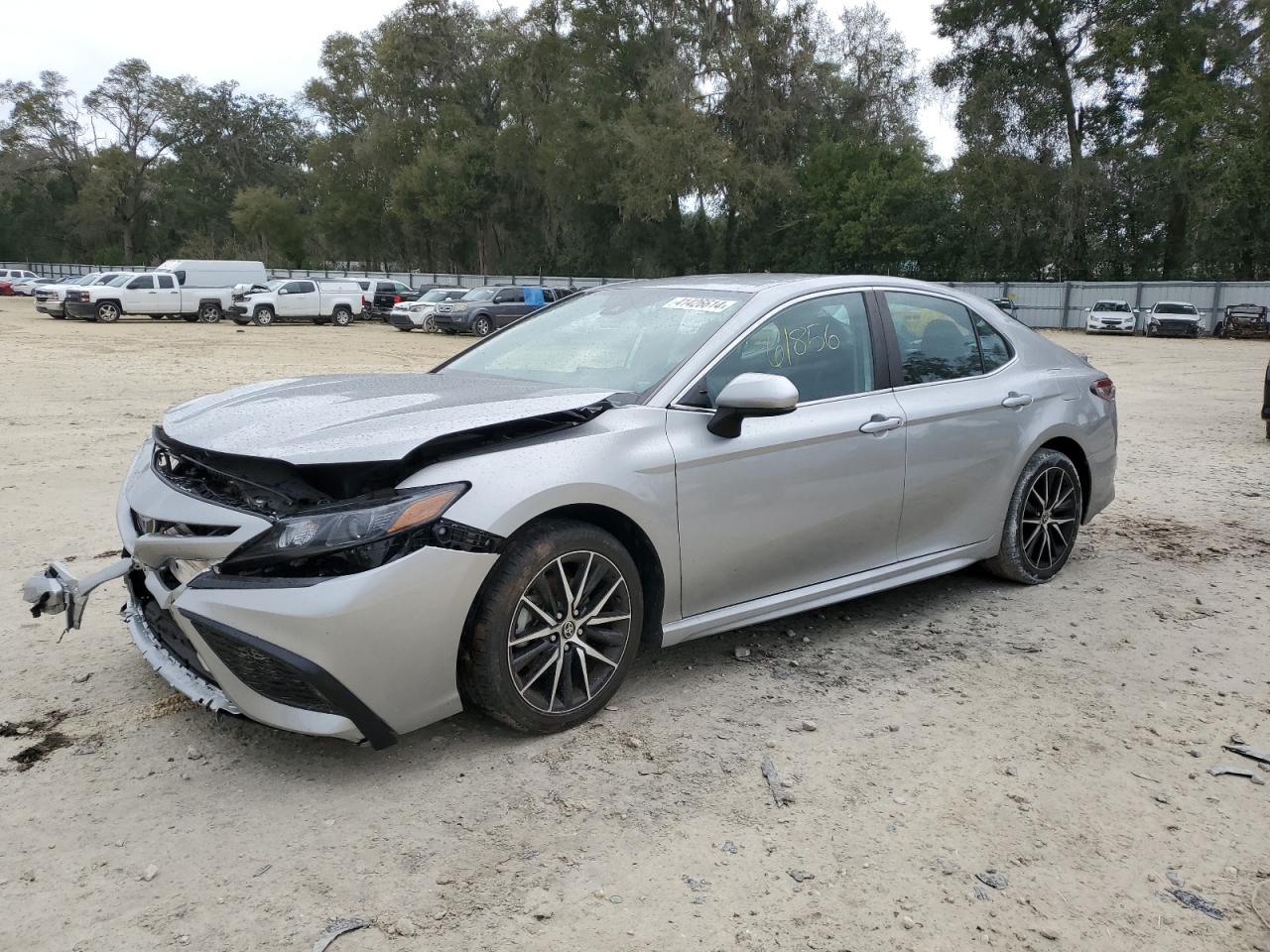 toyota camry 2021 4t1g11ak6mu560410