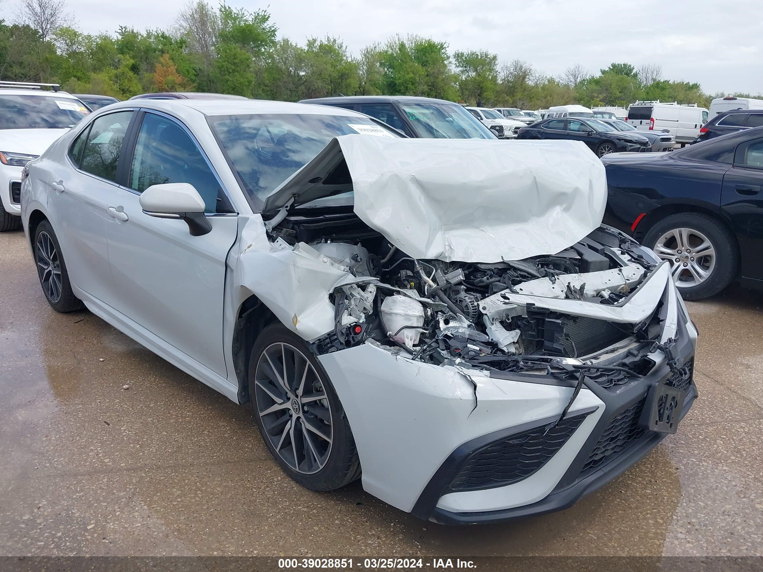 toyota camry 2022 4t1g11ak6nu060359