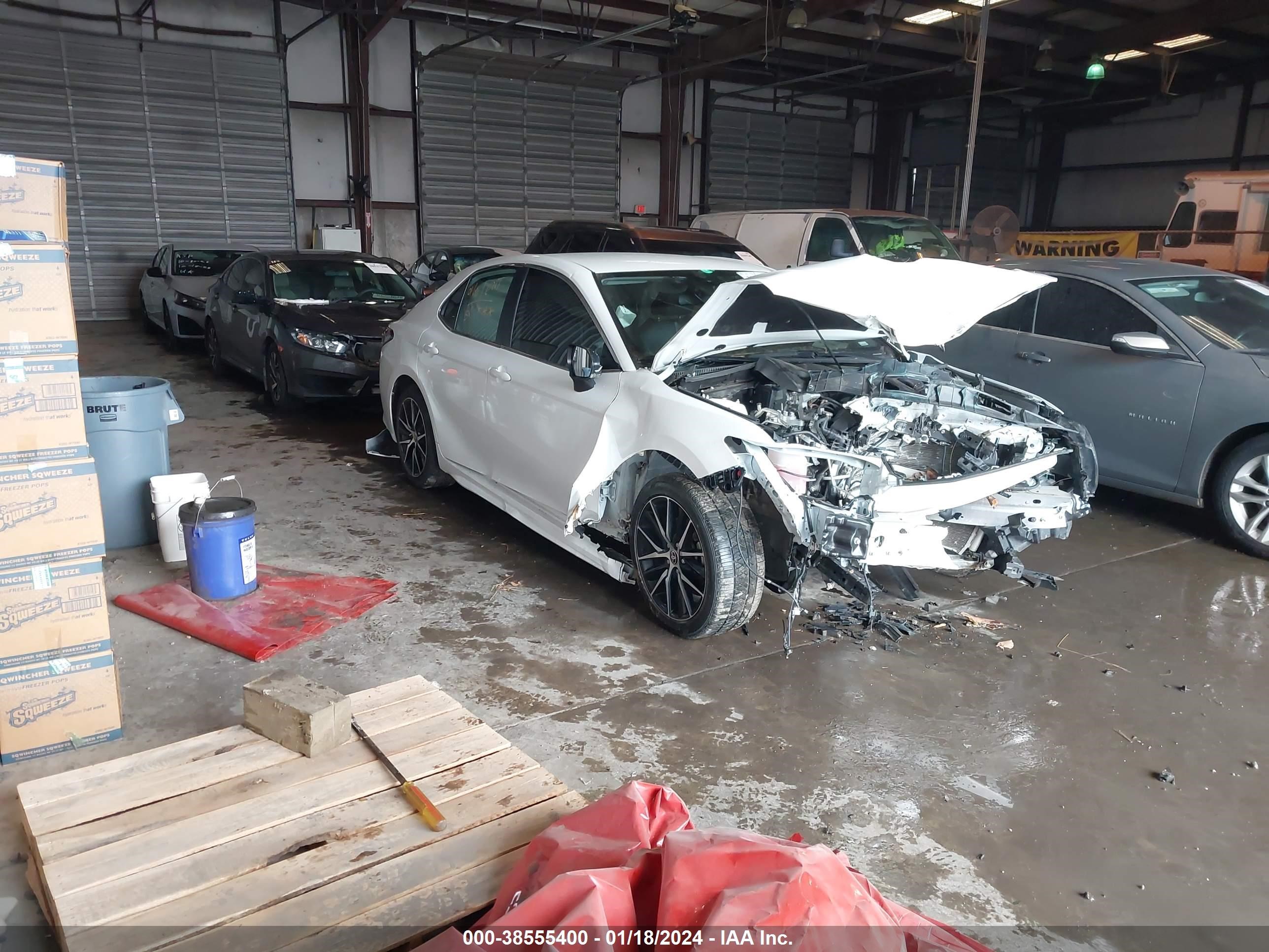 toyota camry 2022 4t1g11ak7nu051976