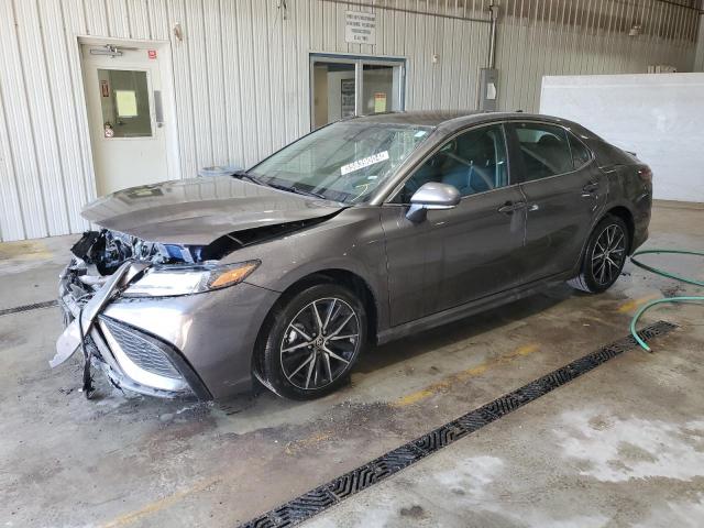 toyota camry 2024 4t1g11ak7ru860237