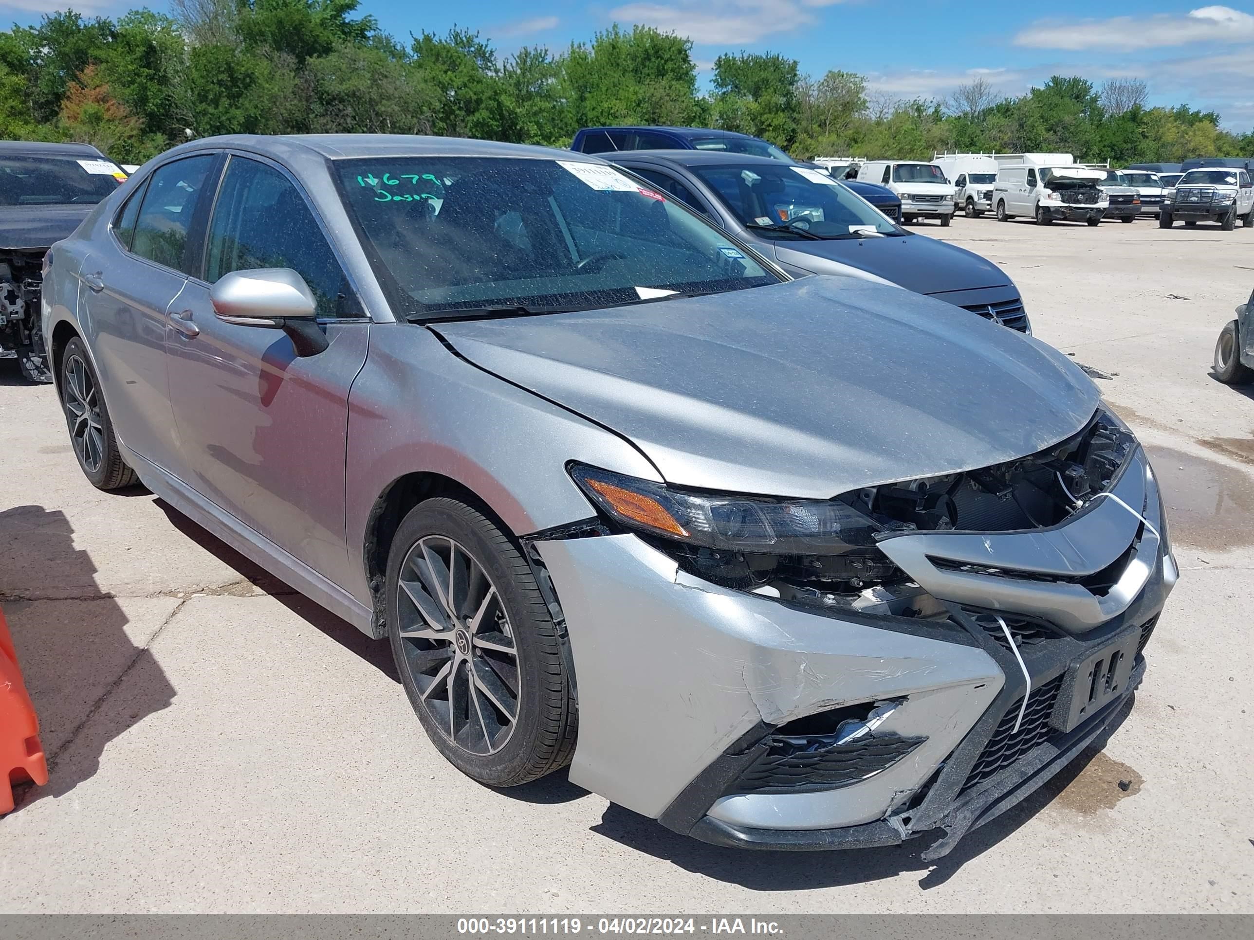 toyota camry 2022 4t1g11ak8nu693686