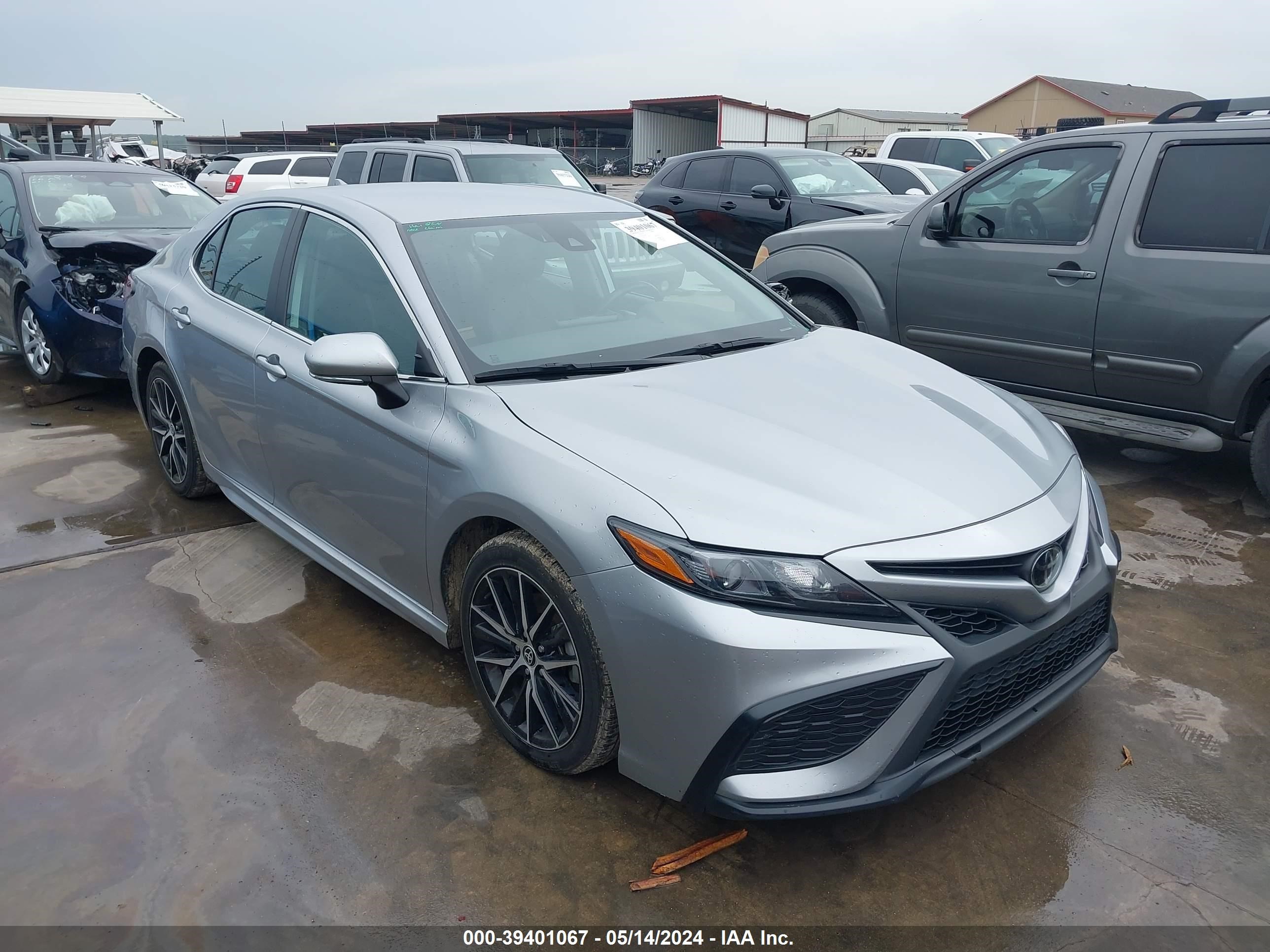 toyota camry 2022 4t1g11akxnu672581