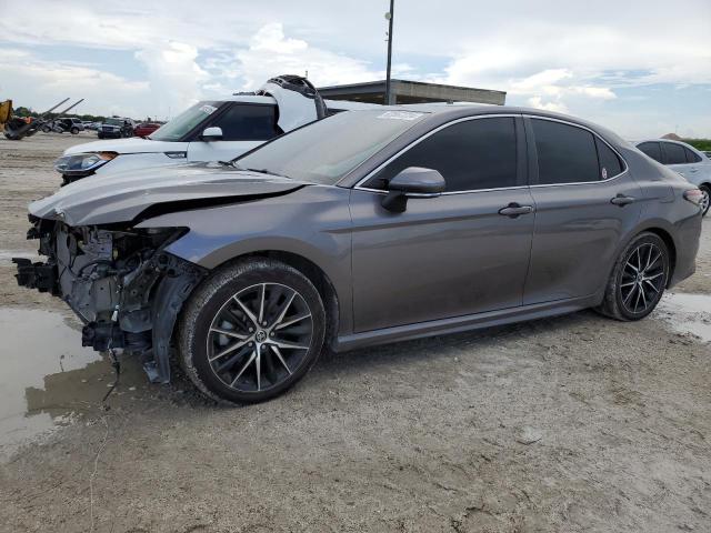 toyota camry se 2022 4t1g11bk5nu070248