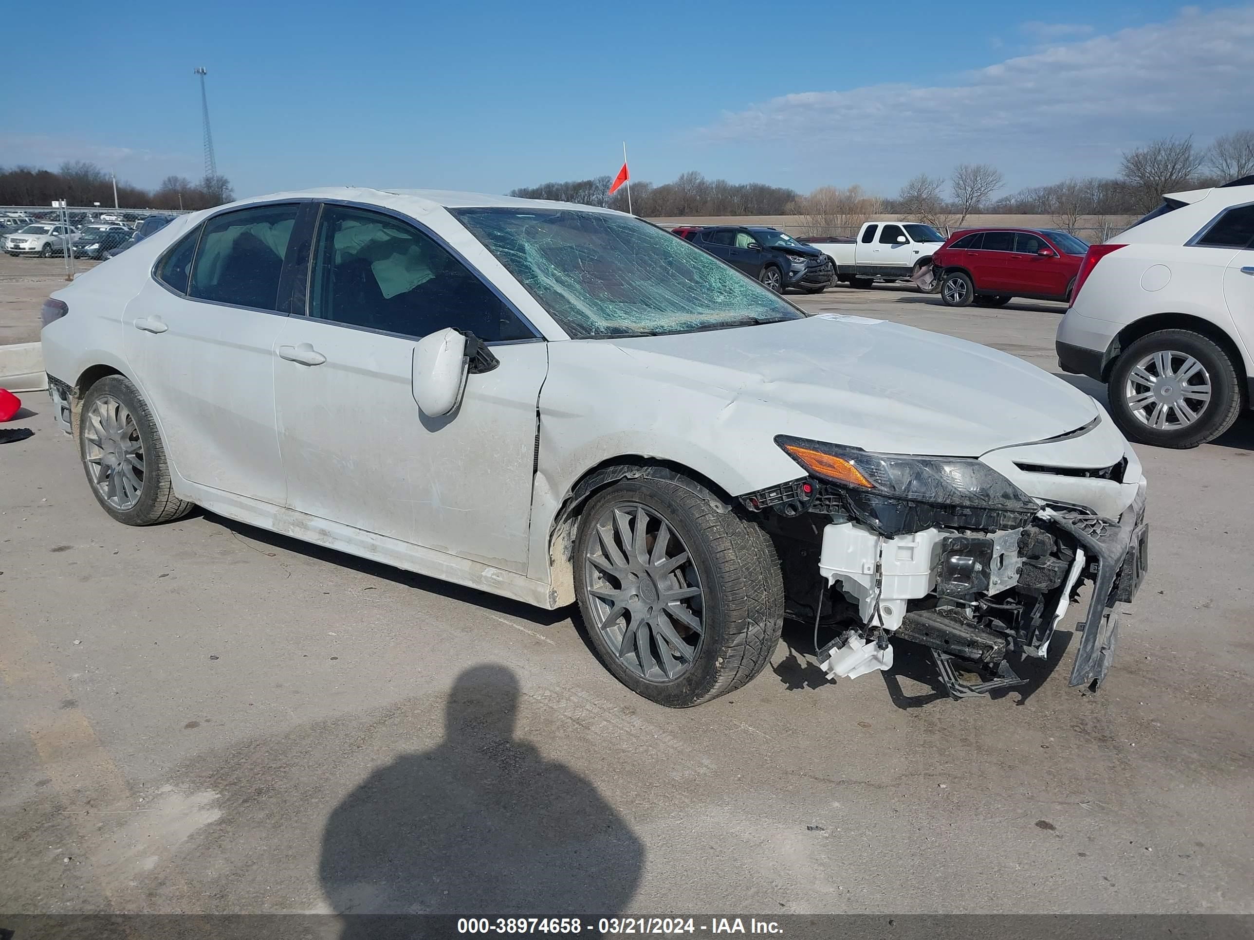 toyota camry 2022 4t1g11bkxnu050559