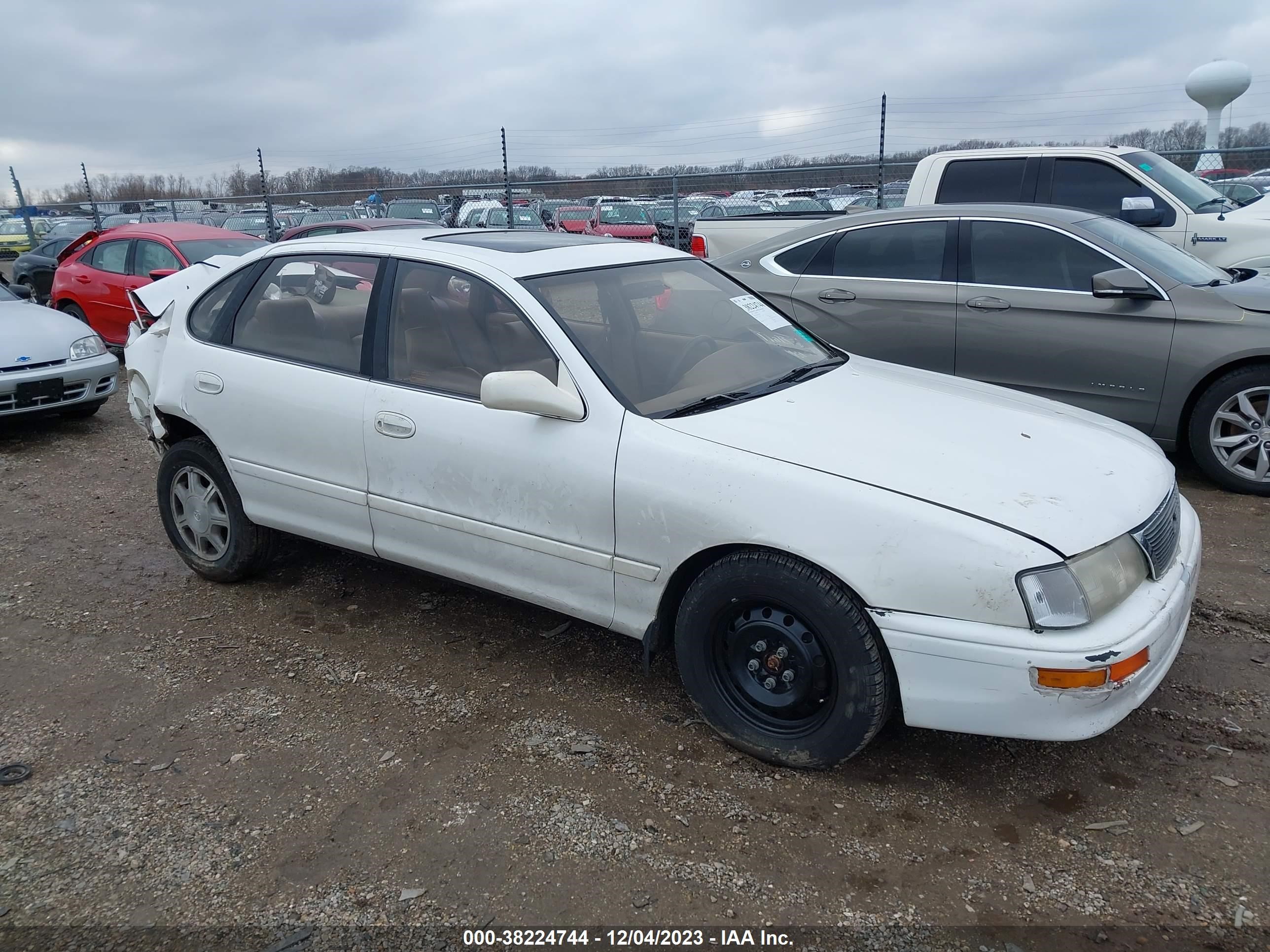 toyota avalon 1995 4t1gb11e9su022367