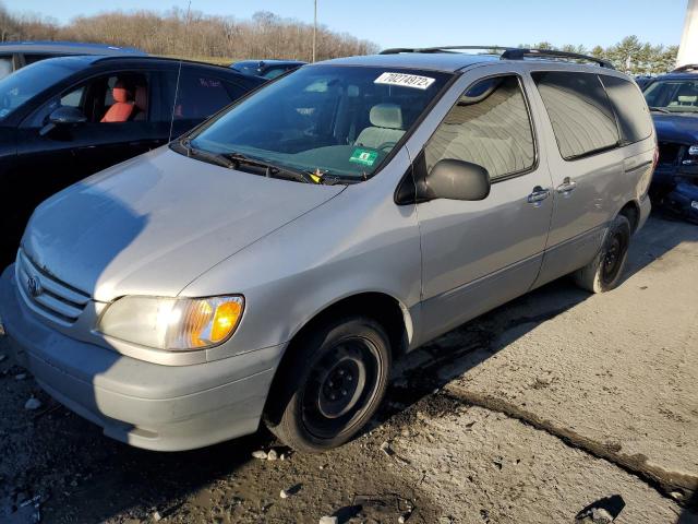 toyota sienna 2003 4t3zf13c23u518628