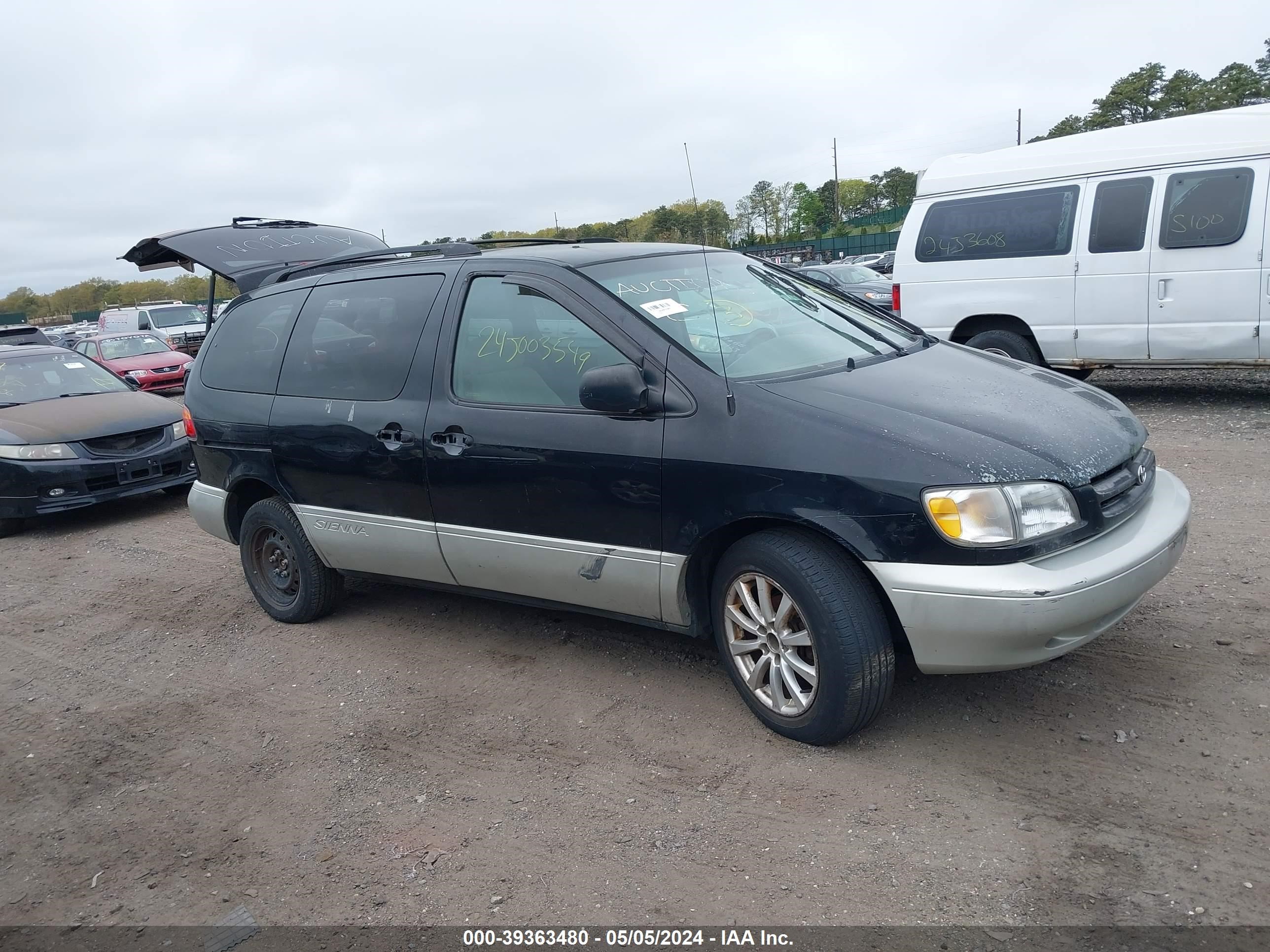 toyota sienna 1999 4t3zf13c2xu097192