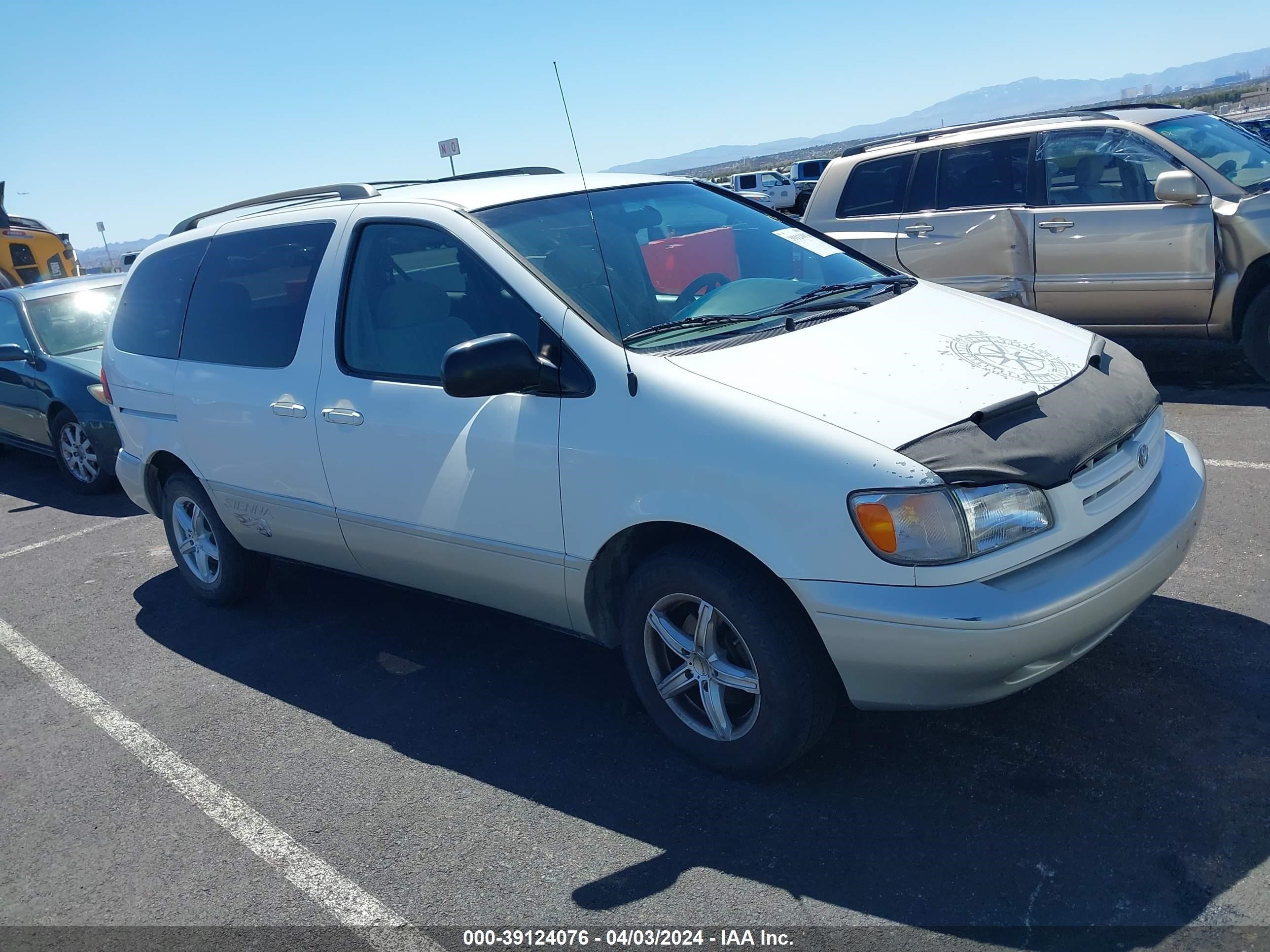 toyota sienna 2000 4t3zf13c3yu248588