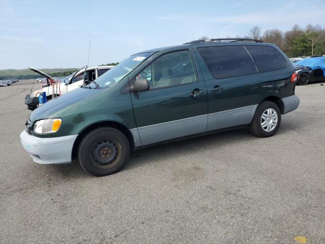 toyota sienna 2002 4t3zf13c52u496378