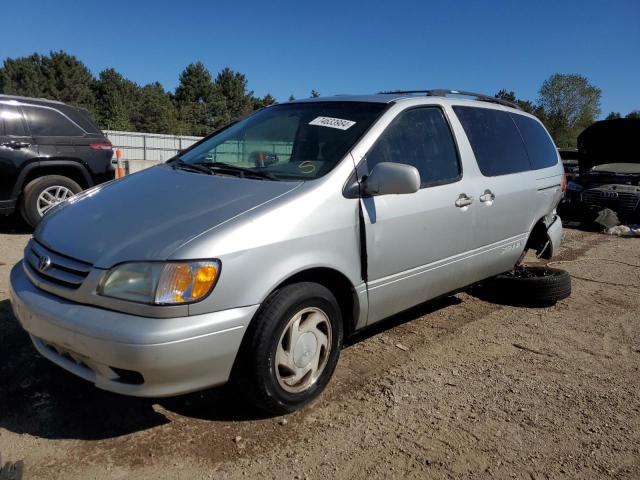 toyota sienna le 2002 4t3zf13c52u504138