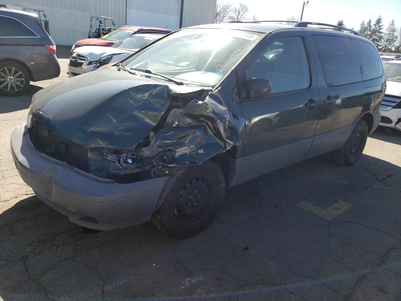 toyota sienna 2003 4t3zf13c73u516762