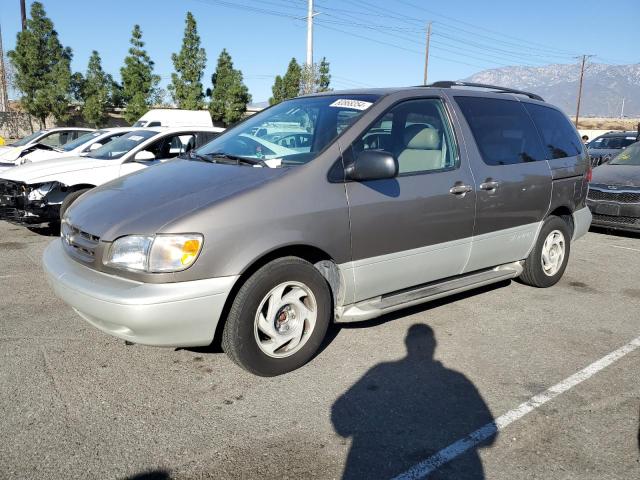 toyota sienna le 1999 4t3zf13c7xu135595