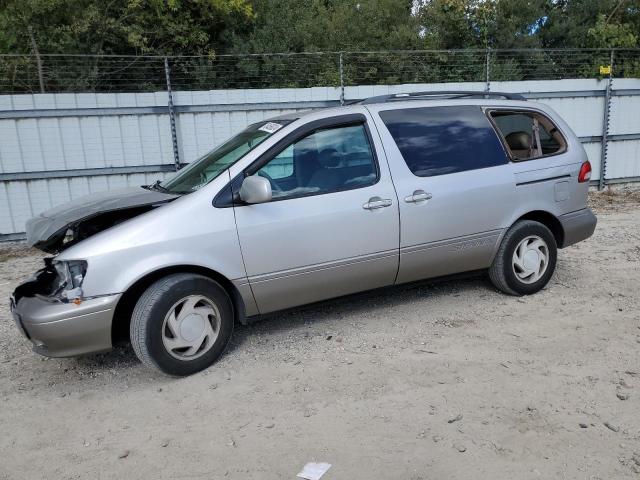 toyota sienna le 2002 4t3zf13c82u435655