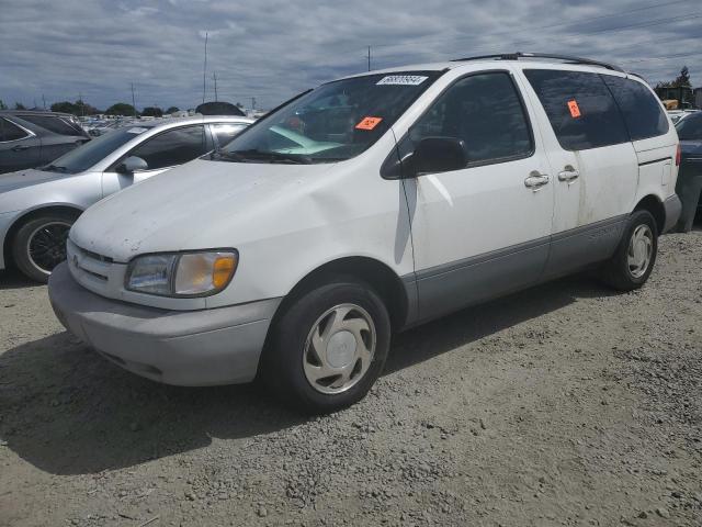 toyota sienna le 1999 4t3zf13c8xu112231