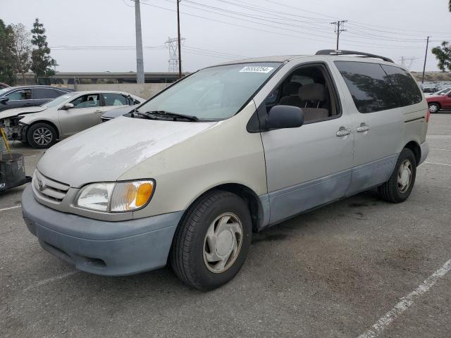 toyota sienna le 2002 4t3zf13cx2u473002