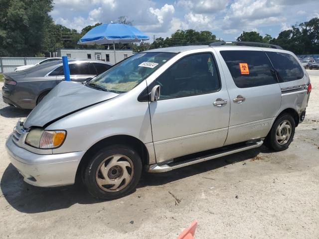 toyota sienna le 2002 4t3zf13cx2u505401