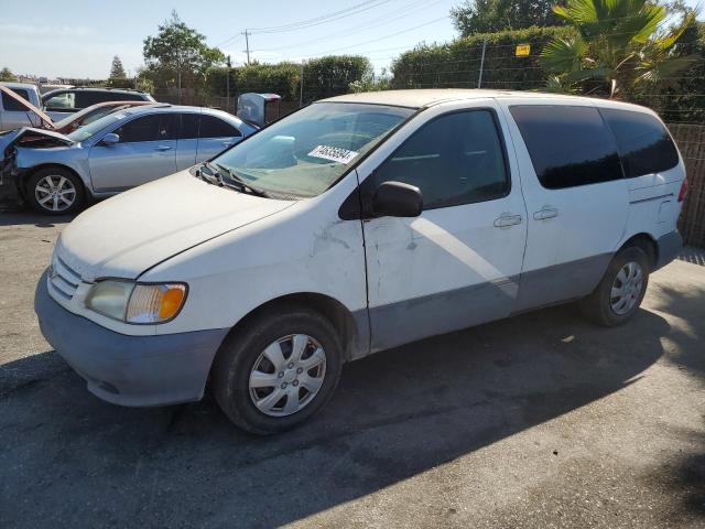 toyota sienna ce 2002 4t3zf19c22u466357