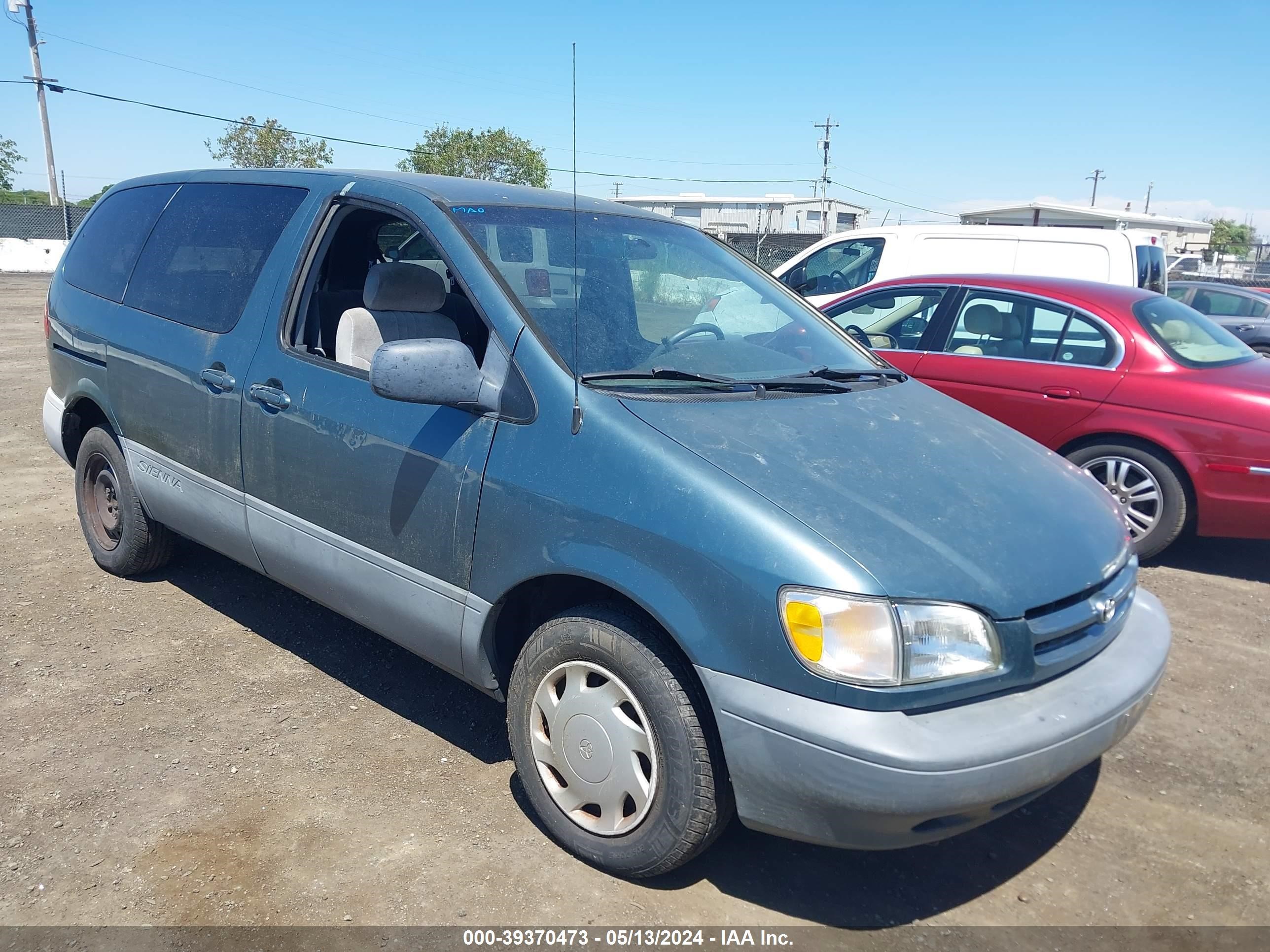 toyota sienna 2000 4t3zf19c7yu217822