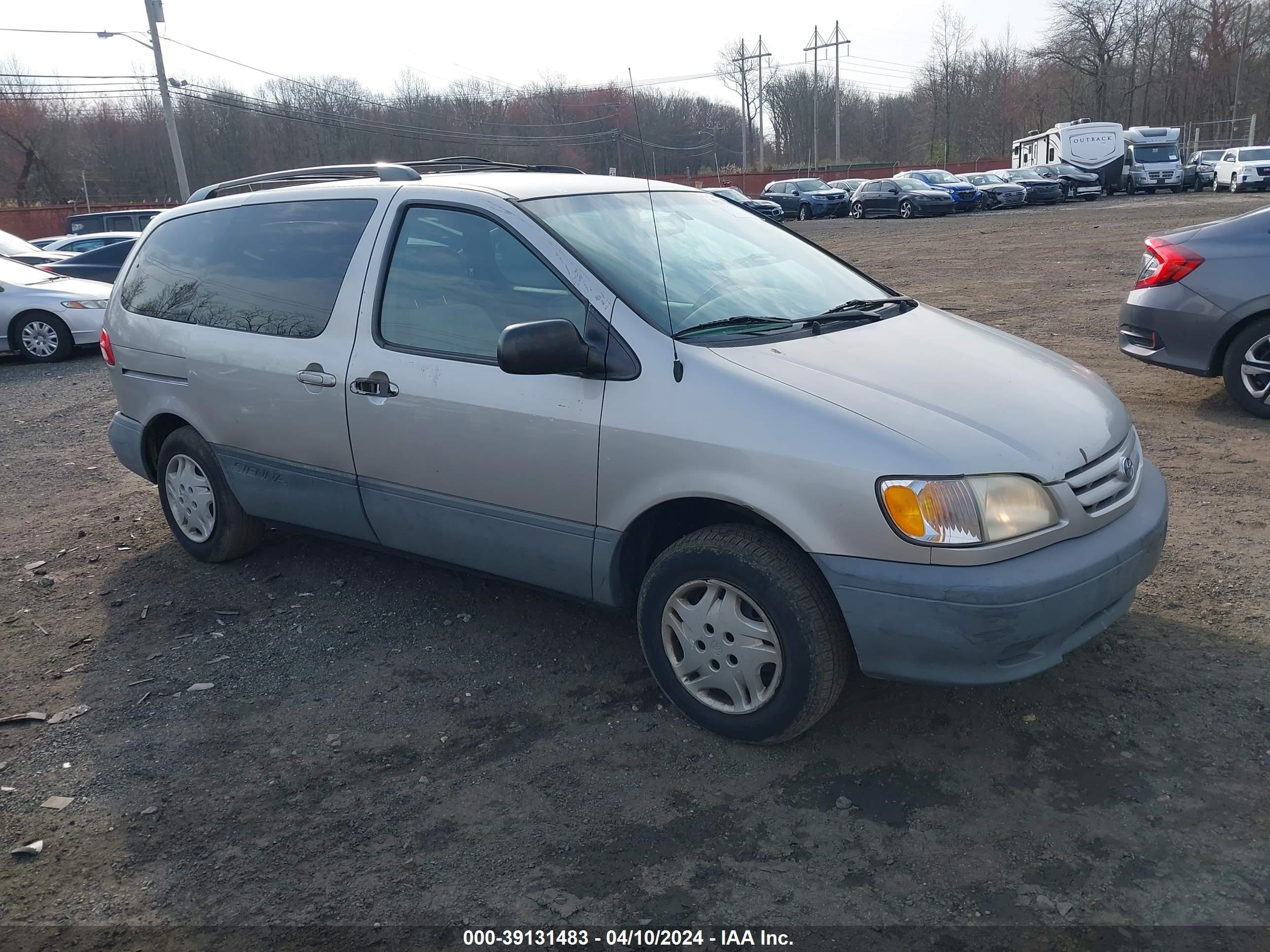 toyota sienna 2003 4t3zf19c93u545056