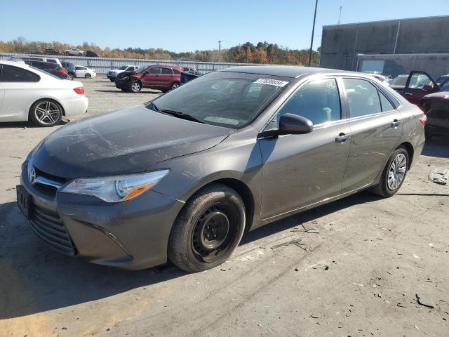 toyota camry le 2016 4t4bf1fk1gr568008